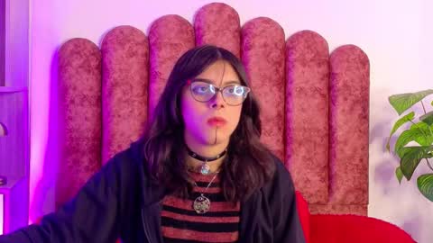 Snapshot of lullaby_charade chatting on November 2025 12:00:02 PM Cookie online show from November 2025 12:00:02 PM