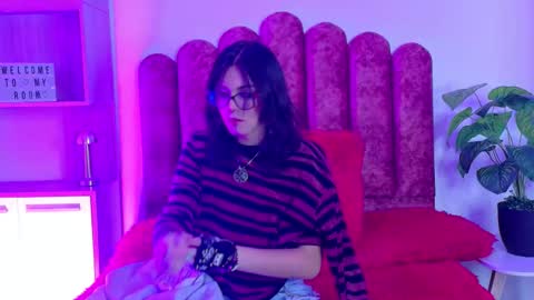 Snapshot of lullaby_charade chatting on November 2025 11:54:02 AM Cookie online show from November 2025 11:54:02 AM