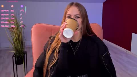 Snapshot of lullyfox chatting on December 2025 01:29:02 PM Cherie online show from December 2025 01:29:02 PM