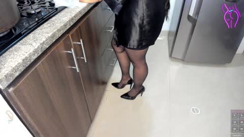 Snapshot of lulu_072 chatting on December 2024 02:16:01 PM lulu online show from December 2024 02:16:01 PM