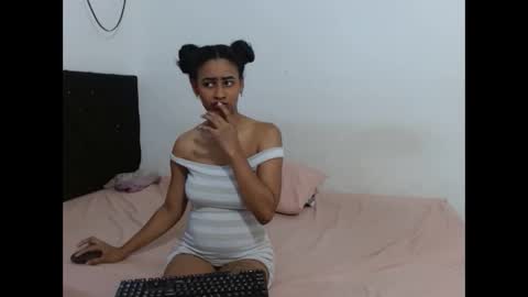 LULU LIZ online show from September 2025 09:20:02 PM