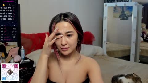 luluu_l online show from December 2024 11:13:02 PM