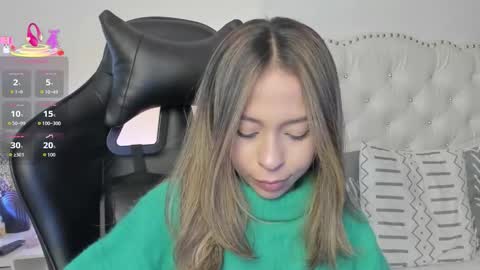 luluuberry online show from March 2026 06:35:01 PM