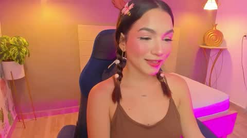 Snapshot of luma_sky chatting on September 2025 02:58:02 AM L U M A online show from September 2025 02:58:02 AM