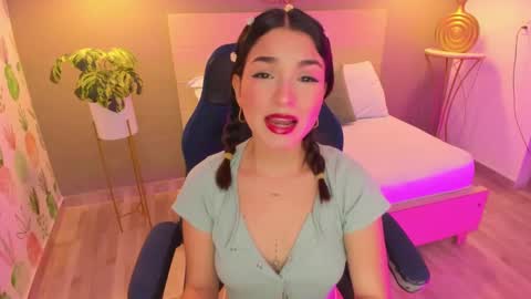 Snapshot of luma_sky chatting on October 2025 02:54:01 AM L U M A online show from October 2025 02:54:01 AM