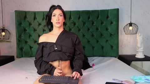 Snapshot of lumars_ chatting on December 2024 08:10:02 PM Lumars online show from December 2024 08:10:02 PM