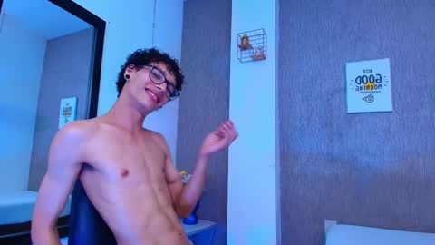 Snapshot of lumberjack_20 chatting on January 2025 08:20:02 AM Vanity ErosX online show from January 2025 08:20:02 AM