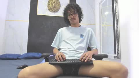 Snapshot of lumberjack_20 chatting on February 2026 08:29:02 PM Vanity ErosX online show from February 2026 08:29:02 PM