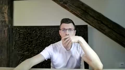 Andrew independent model 2000-0000 CET daily online show from March 2026 04:44:02 PM