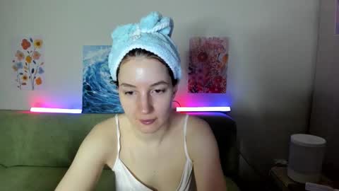 Snapshot of lumina_dark chatting on January 2026 02:11:01 PM Lumi online show from January 2026 02:11:01 PM