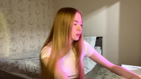 Sia online show from January 2026 06:33:02 PM