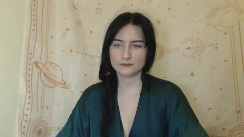 Lumulav online show from February 2025 06:20:01 PM