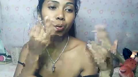 Luna online show from November 2025 04:27:02 PM