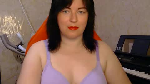 Christina online show from May 2026 10:23:02 AM
