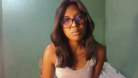 luna8184 online show from March 2026 04:47:01 PM