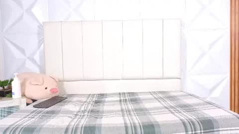 Snapshot of luna__grace chatting on November 2025 08:20:02 PM LUNA GRACE online show from November 2025 08:20:02 PM