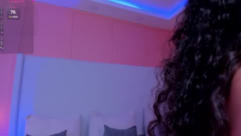 Luna online show from April 2026 07:34:02 PM