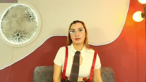 luna__velvet online show from April 2026 12:18:01 PM