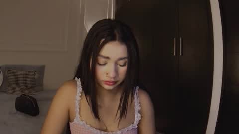 luna and banji online show from December 2025 05:25:01 AM