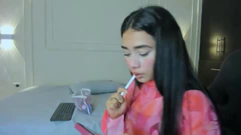 luna and banji online show from February 2026 03:32:02 AM