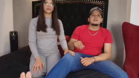 Luna And Titan  online show from October 2025 02:19:01 PM