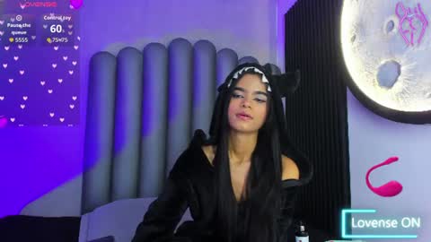 Snapshot of luna_bella_23 chatting on June 2026 05:16:02 AM luna_bella_23 online show from June 2026 05:16:02 AM