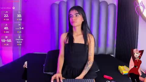 Snapshot of luna_bella_23 chatting on July 2026 03:27:01 PM luna_bella_23 online show from July 2026 03:27:01 PM