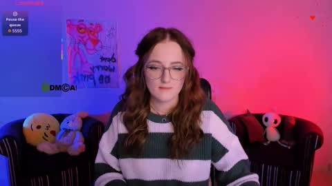 luna_berryy online show from January 2026 08:56:01 PM