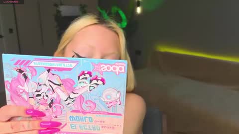 luna_beverly online show from May 2026 05:51:01 PM