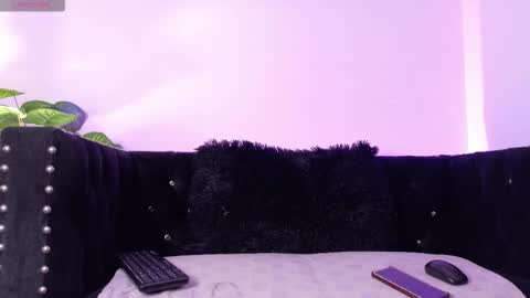 luna_blumer online show from March 2026 08:04:02 PM