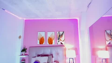 luna_bradley_ online show from May 2026 12:33:02 PM