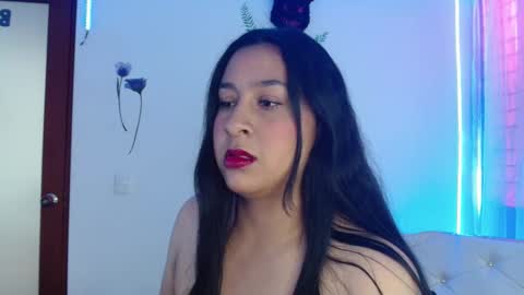 Snapshot of luna_celeste01 chatting on October 2025 07:34:01 PM Luna Celeste online show from October 2025 07:34:01 PM