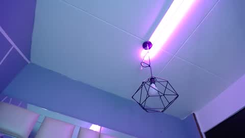 LUNA  online show from December 2024 10:12:02 AM