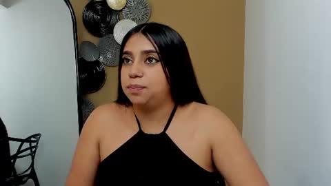 luna_cute14 online show from June 2026 09:51:02 PM