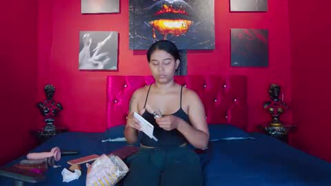 Snapshot of luna_dante_foxx chatting on March 2026 12:44:01 PM Luna Dante online show from March 2026 12:44:01 PM