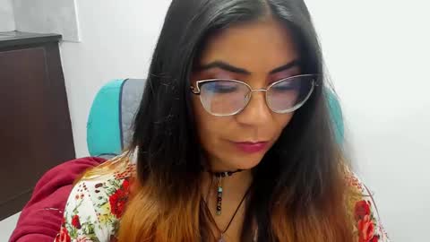 luna  online show from January 2025 02:50:01 PM