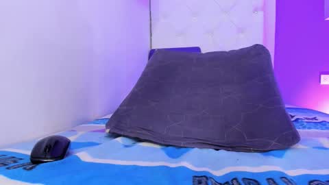 Luna online show from March 2026 07:54:02 PM