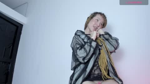 luna_hazard online show from December 2024 09:06:02 AM