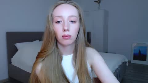 Snapshot of luna_insanity chatting on January 2025 09:07:01 PM Luna online show from January 2025 09:07:01 PM