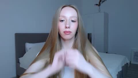 Snapshot of luna_insanity chatting on September 2025 07:03:01 PM Luna online show from September 2025 07:03:01 PM