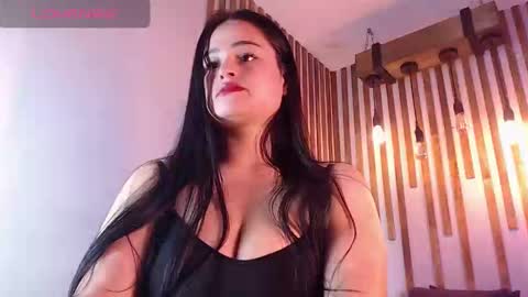 Snapshot of luna_jonhsonn chatting on February 2025 05:31:01 PM Luna Jonhsonn online show from February 2025 05:31:01 PM