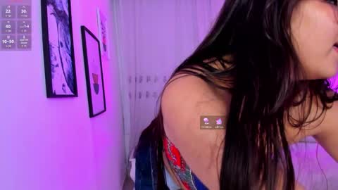 Snapshot of luna_jonnes1 chatting on February 2026 03:40:02 AM Luna online show from February 2026 03:40:02 AM