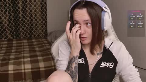 luna_loveeee online show from October 2025 04:04:02 AM