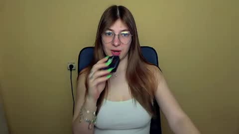 Luna online show from April 2026 07:36:02 AM