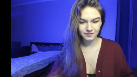 Luna online show from December 2025 04:17:02 AM