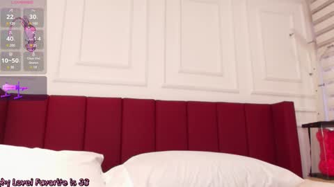     online show from February 2025 01:54:01 PM