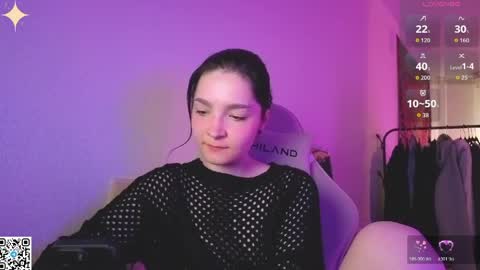 Luna online show from April 2026 12:59:02 AM