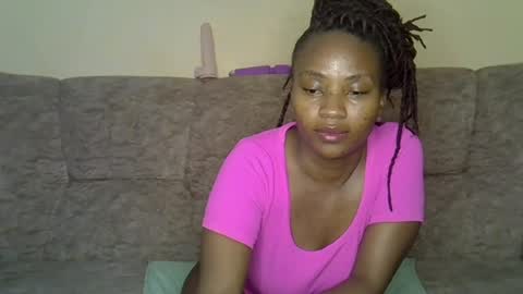 Snapshot of luna_peachy chatting on July 2026 12:29:01 PM luna_peachy online show from July 2026 12:29:01 PM