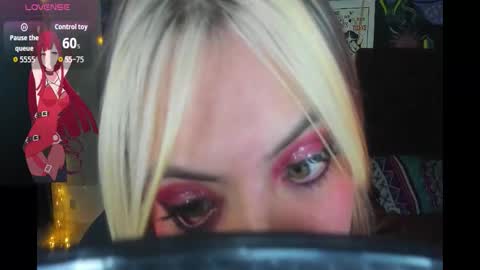 MISS LUNA  online show from December 2025 06:24:02 PM