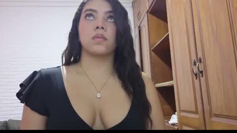Snapshot of luna_rousse26 chatting on July 2026 01:53:01 PM luna_rousse26 online show from July 2026 01:53:01 PM